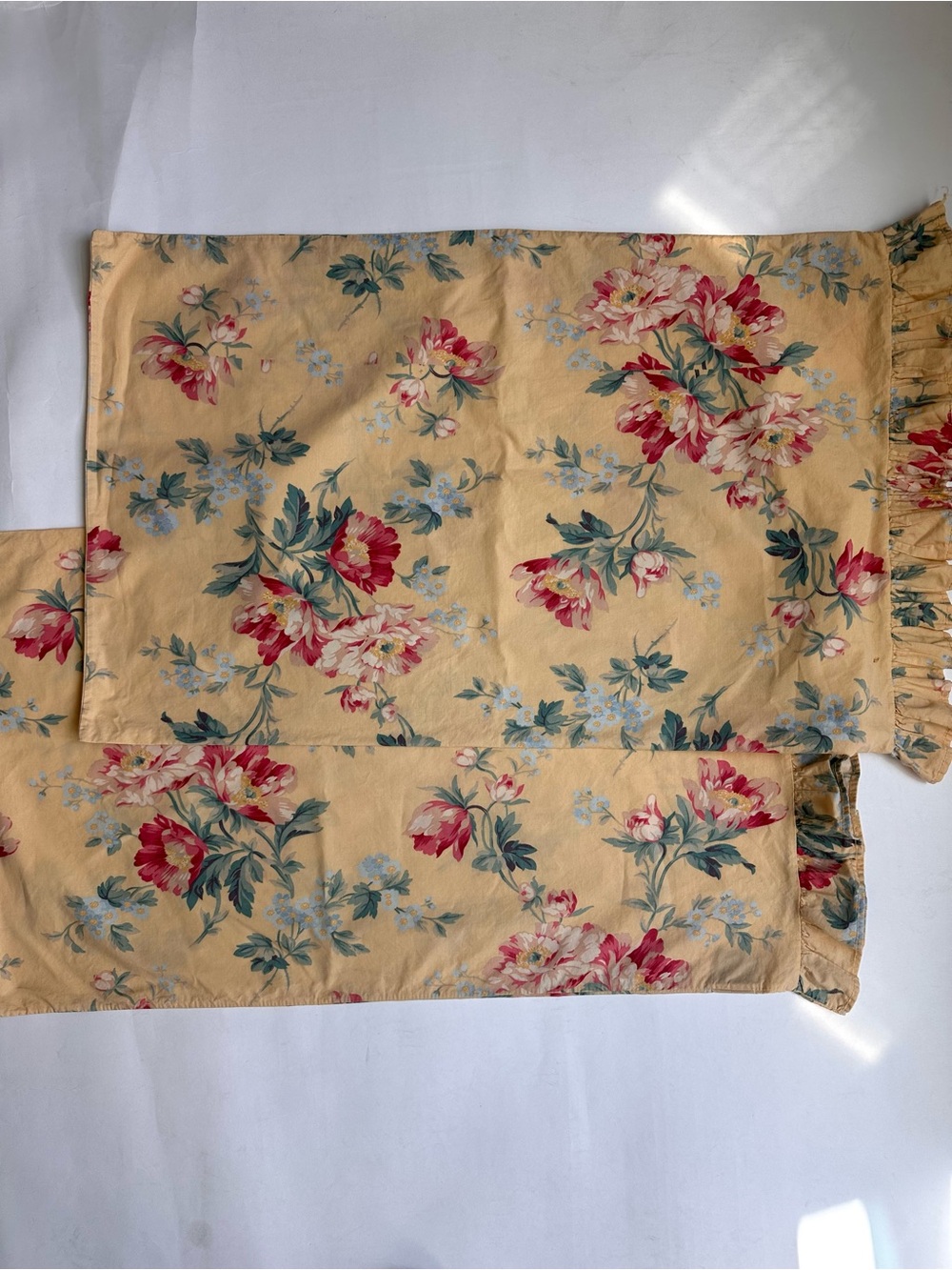 Ralph Lauren Parsonage Yellow Floral Ruffled Pillowcase Pair 2